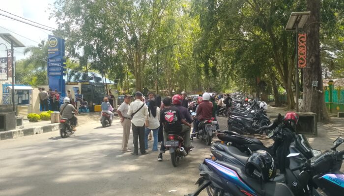 Bea Cukai Langsa Didemo