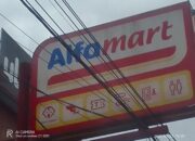 Kekecewaan Warga Terhadap Pelayanan Alfa Mart Saat Membayar Angsuran.
