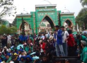 Ratusan Mahasiswa Gelar Unjuk Rasa Depan Polres Aceh Tengah dan Depan DPRK.