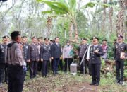 Kapolres Aceh Tengah AKBP.Muhamad Taufiq, Pimpin Pemakaman Tradisi Kepolisian Alm Bripka.Ruhdi Fitrah