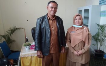 Kabid Dinas Pendidikan dan Kebudayaan Aceh Tengah Memberi Surat Teguran dan Peringatan Kepada SMP 17 Takengon