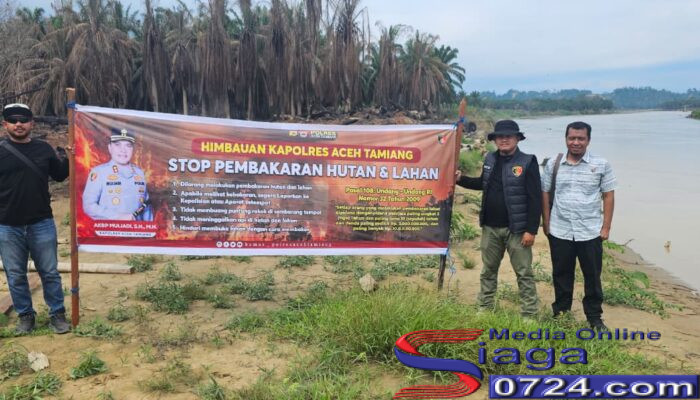 Jajaran Polres Aceh Tamiang, Pasang Spanduk Himbauan Kartula
