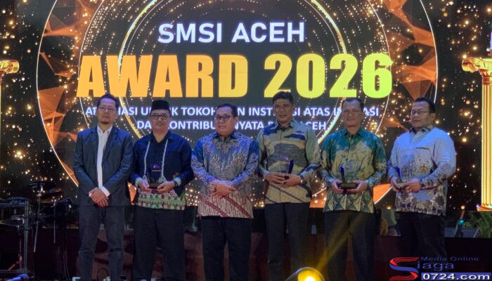Bupati Aceh Tengah Raih Award SMSI atas Gerakan Kebersihan